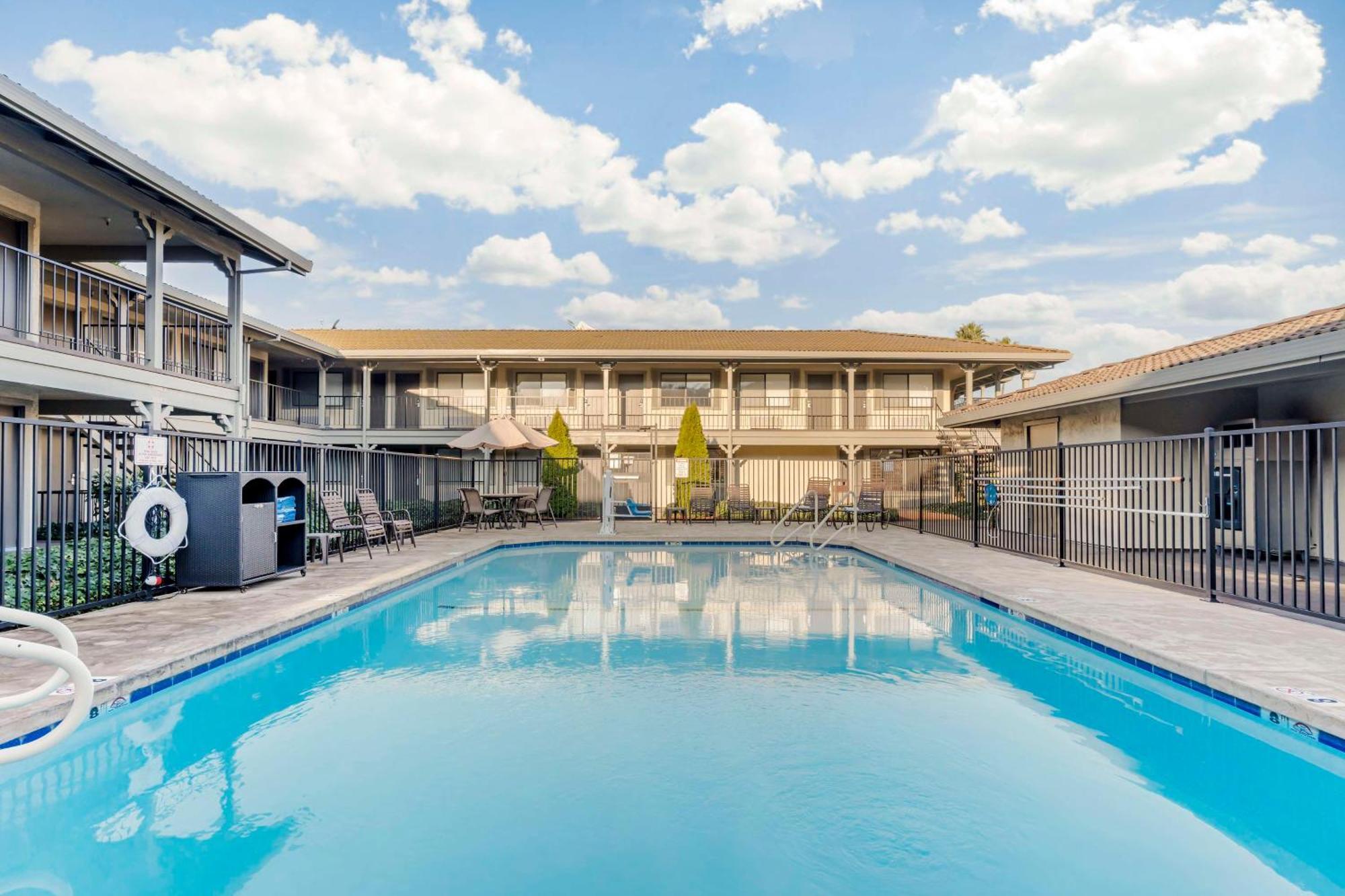 Best Western Cordelia Inn Экстерьер фото
